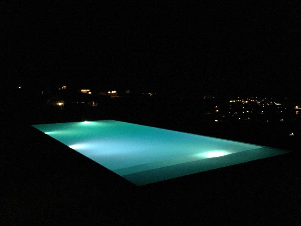 Aqualight pool