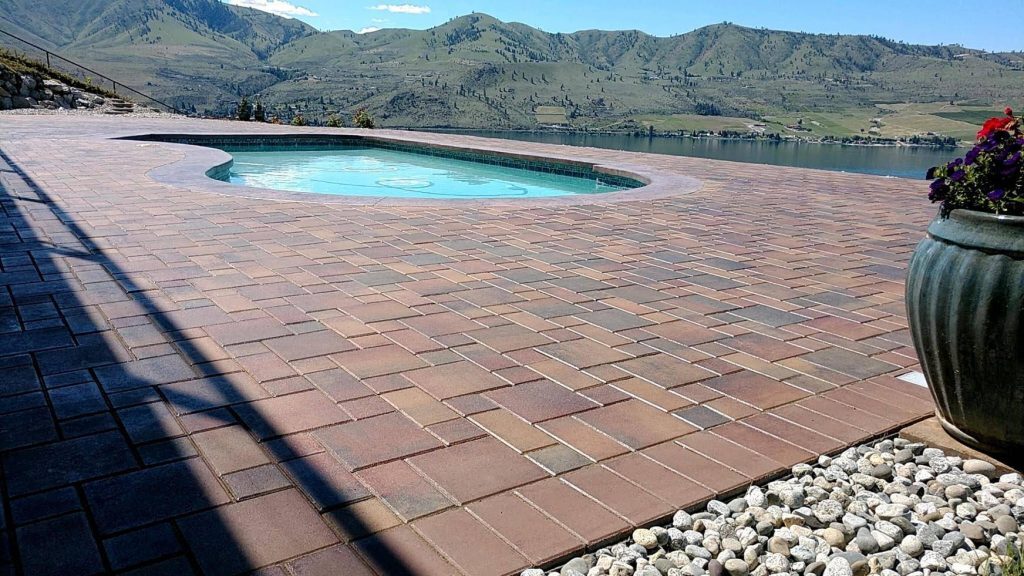 Custom pool design