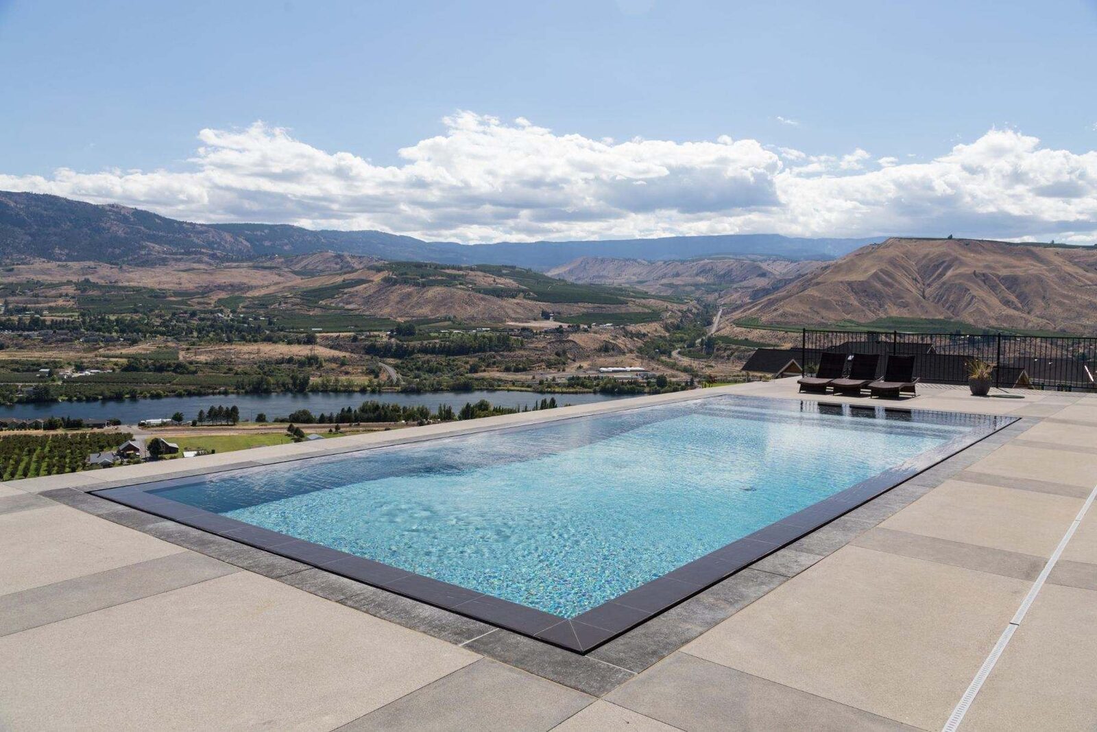 Custom infinity pool with mountain view