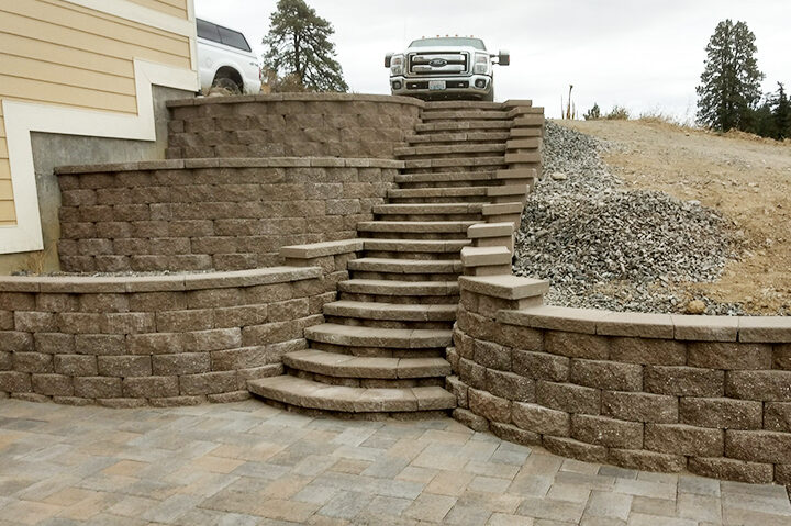Retaining wall and stairs